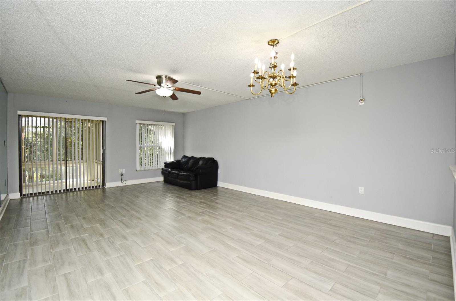 Image 6 of 45 For 610 Cranes Way 301