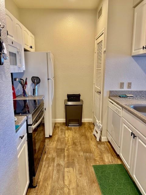 Image 5 of 66 For 860 Orange Avenue 464