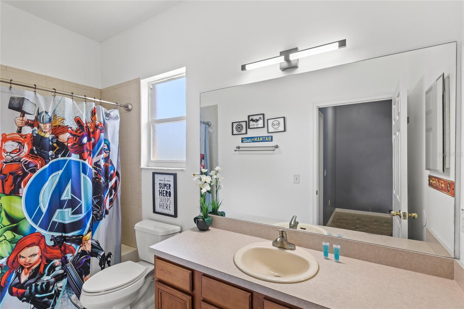 Image 10 of 33 For 5330 Coral Vine Lane