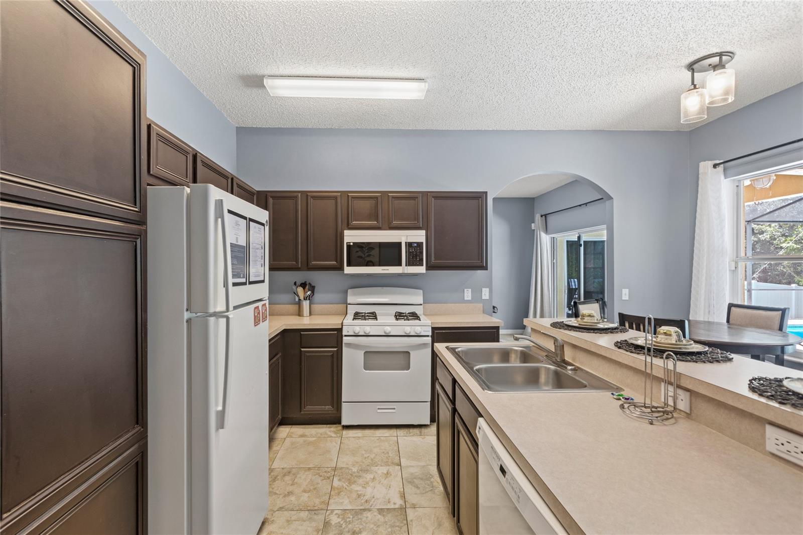 Image 21 of 33 For 5330 Coral Vine Lane