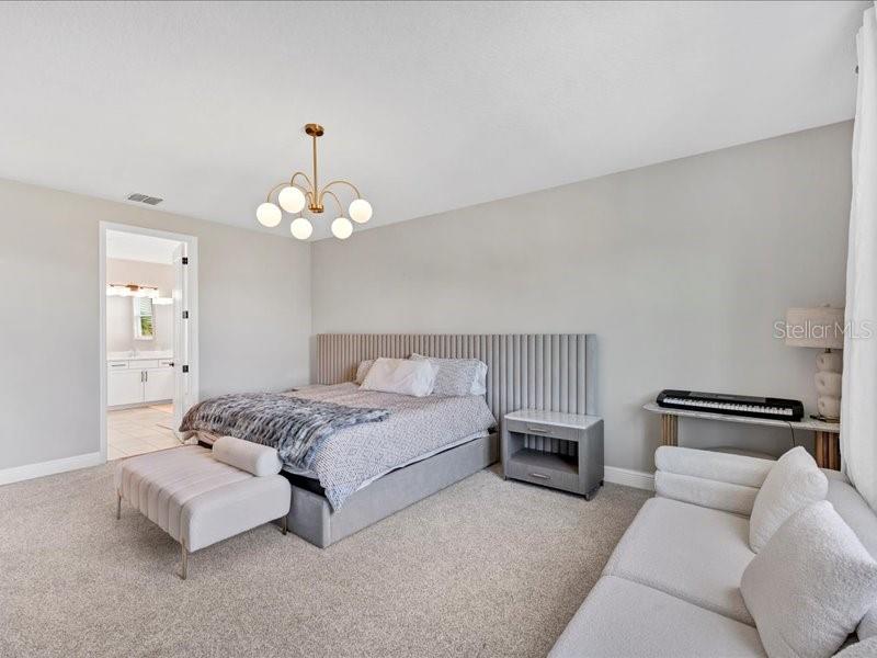 Image 25 of 51 For 8408 Ludington Circle