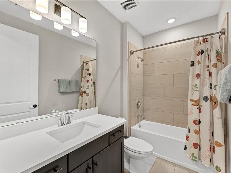 Image 35 of 51 For 8408 Ludington Circle