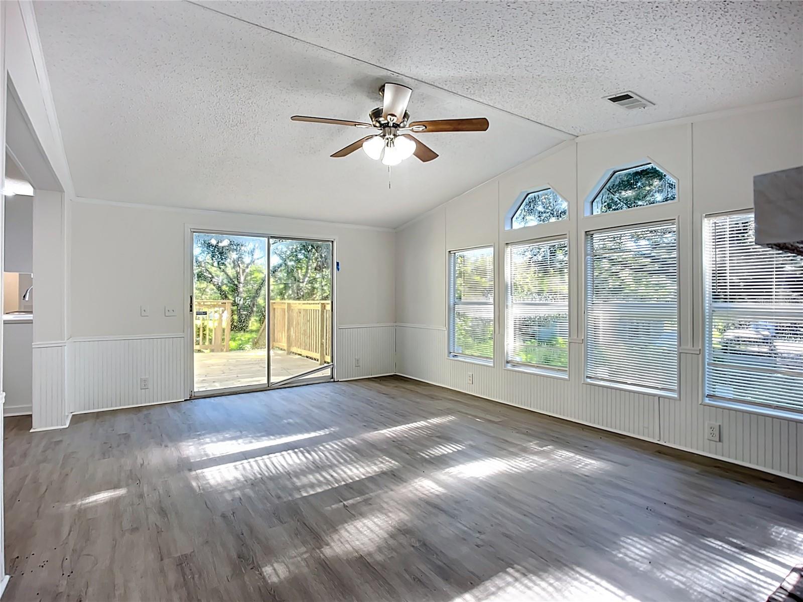Image 20 of 54 For 12119 Baytree Drive