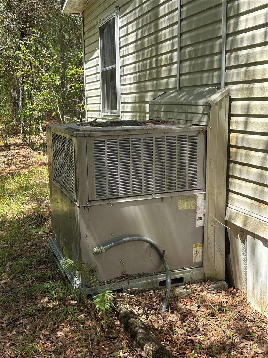 Image 13 of 27 For 4962 166th Court Road