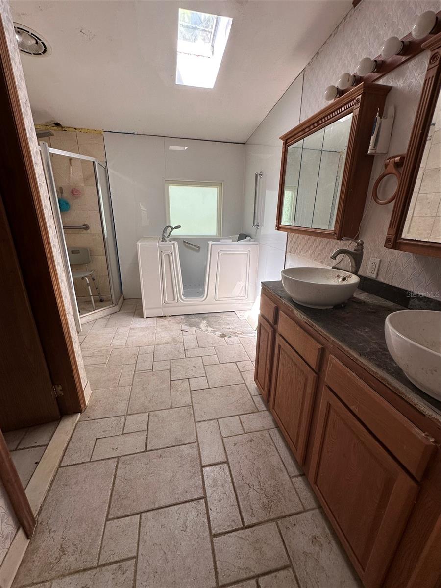 Image 19 of 27 For 4962 166th Court Road