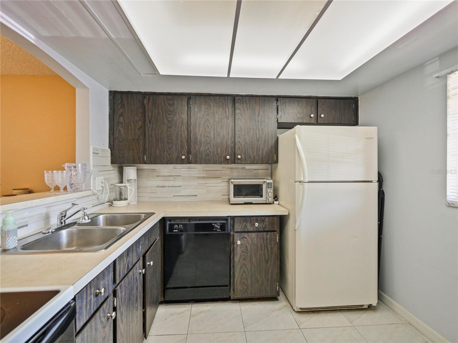 Image 12 of 30 For 526 Etna Court 108