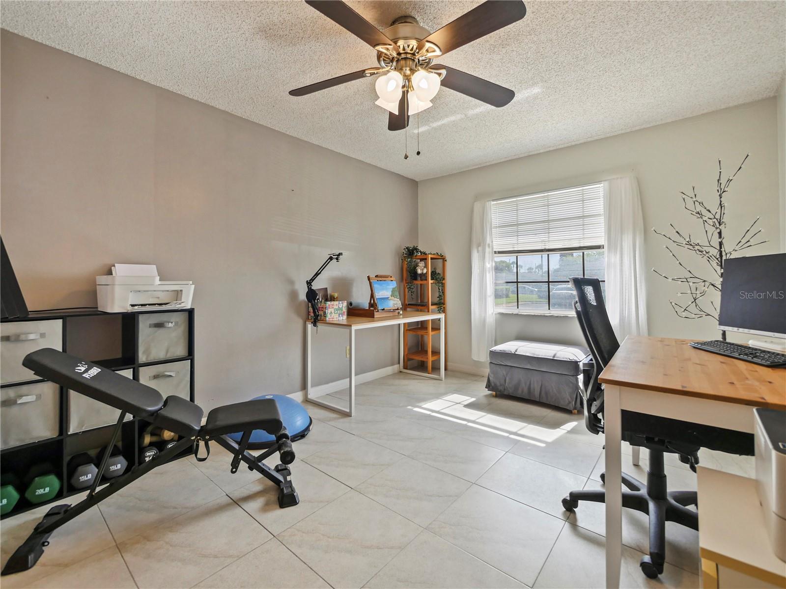 Image 20 of 30 For 526 Etna Court 108