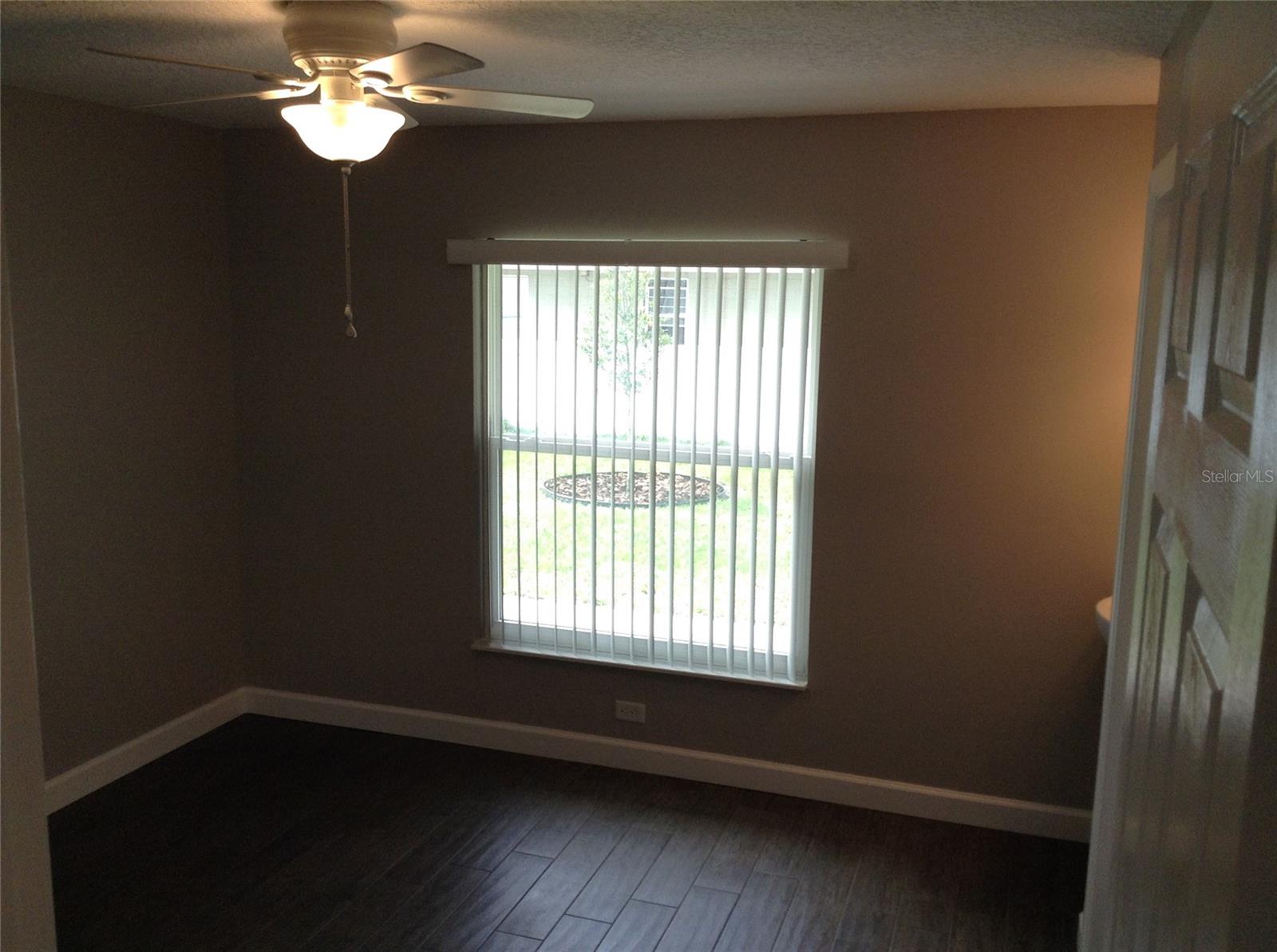Image 8 of 14 For 1115 Royal Palm Avenue