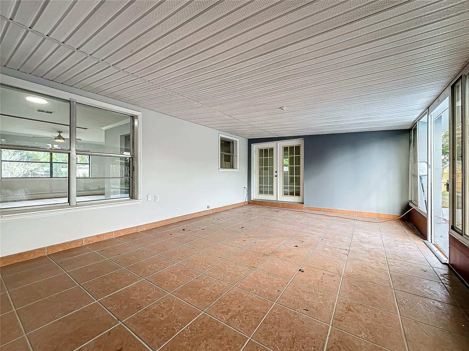 Image 36 of 36 For 3230 Caulfield Street