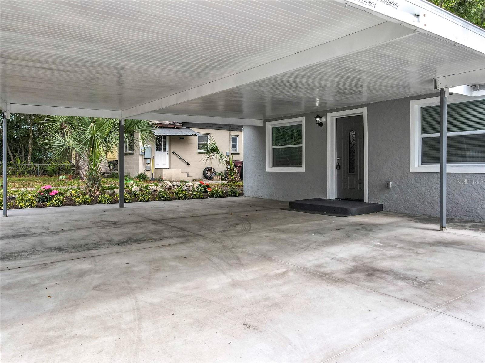Image 4 of 43 For 1414 Beaver Place