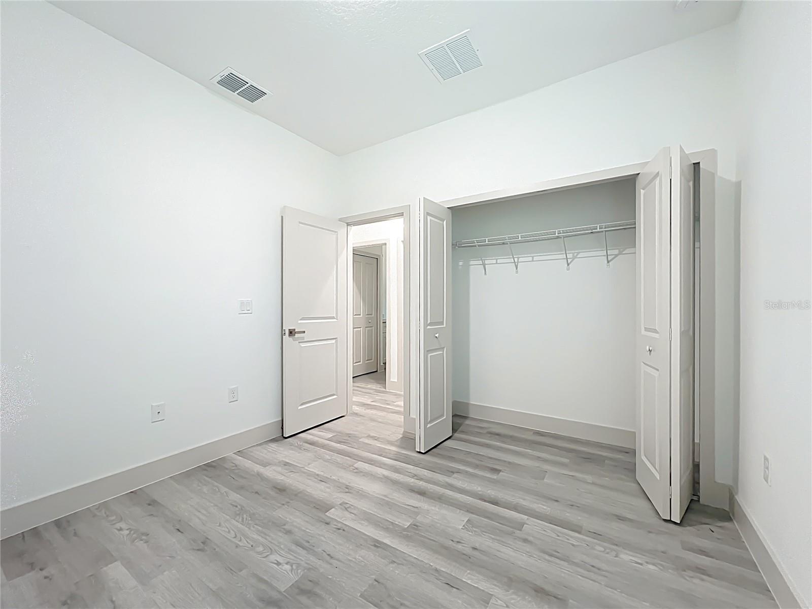 Listing photo id 24 for 9301 Akola Way
