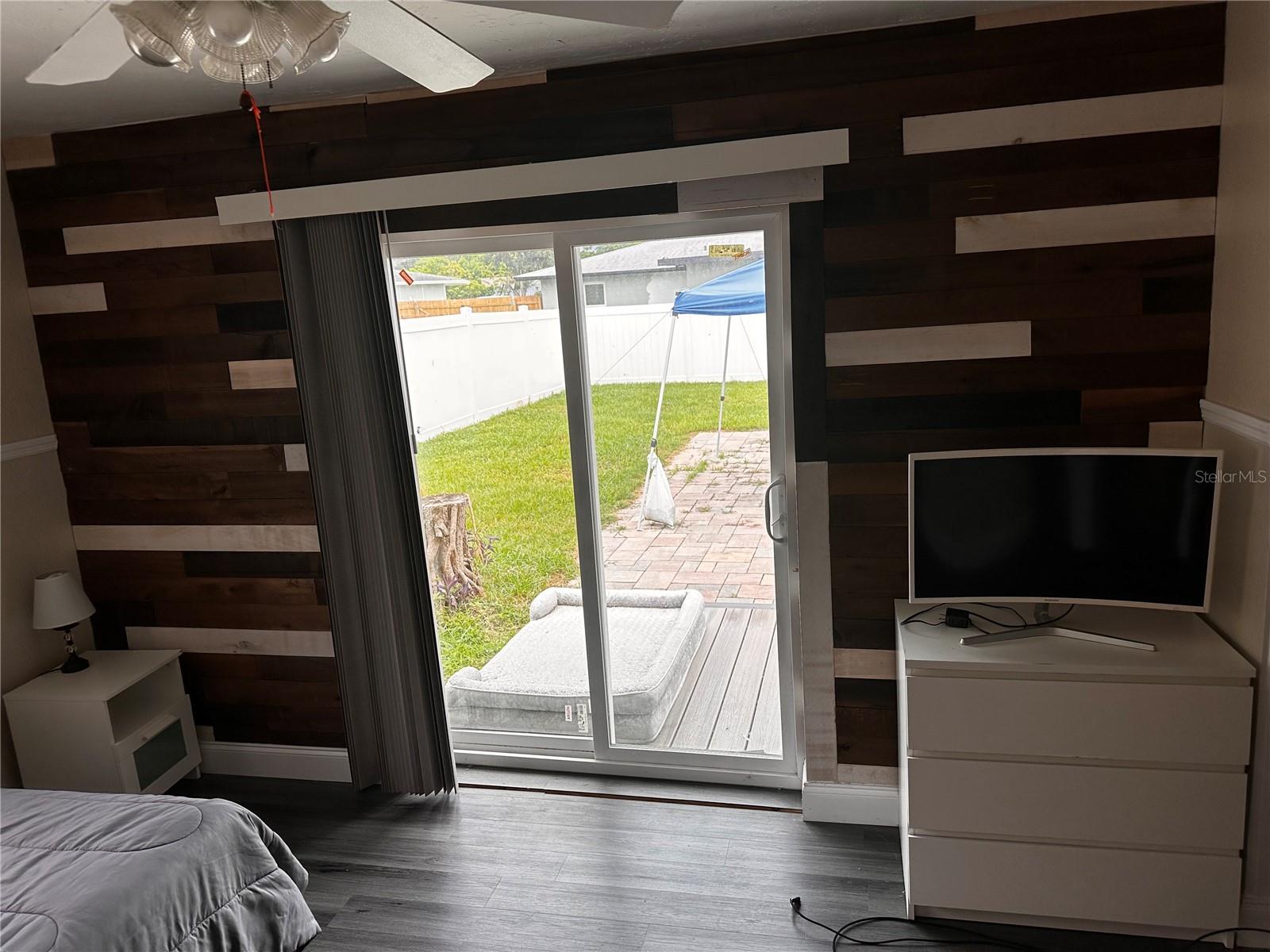 Image 13 of 17 For 2310 25th Avenue W
