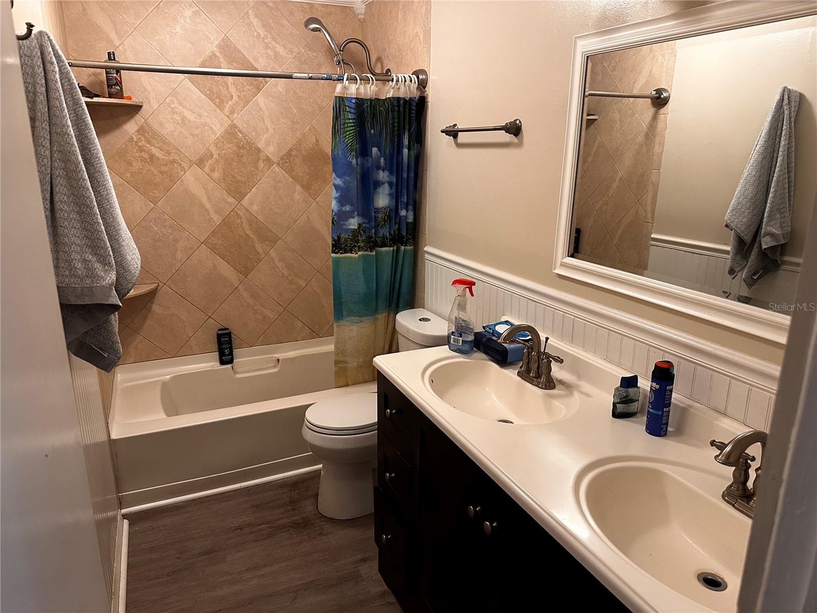 Image 18 of 21 For 2310 25th Avenue W