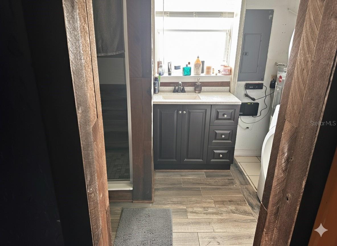 Image 21 of 21 For 2310 25th Avenue W