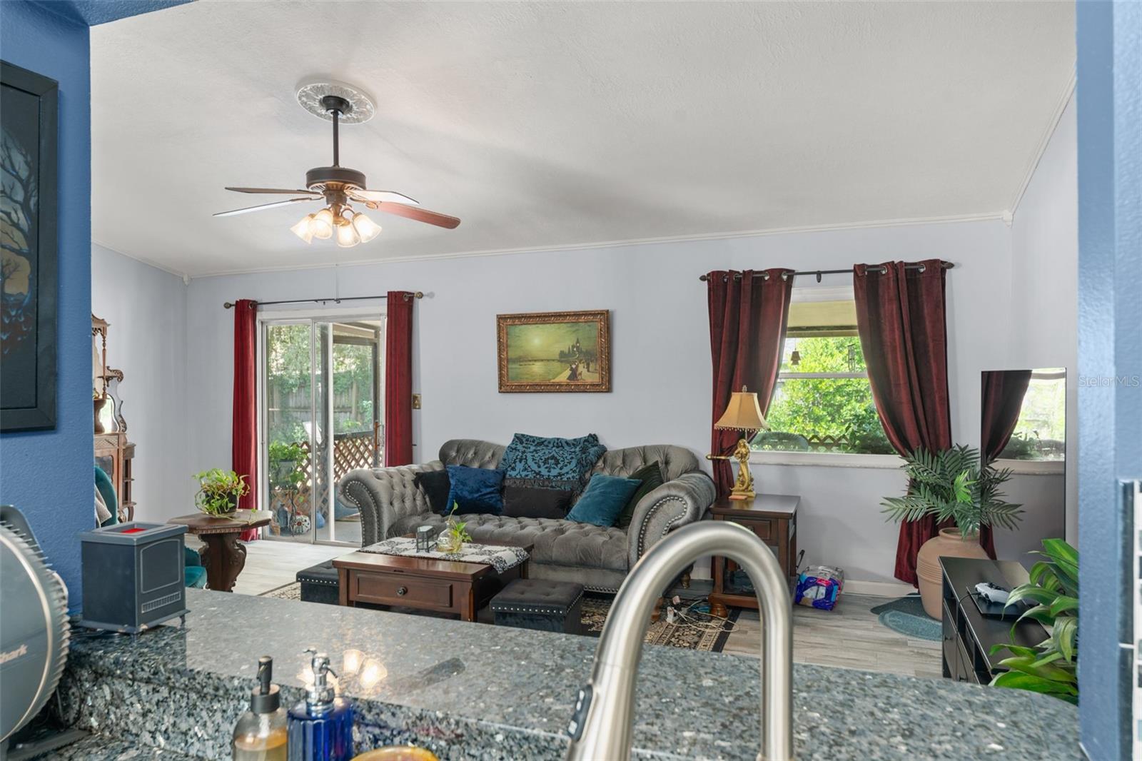 Image 9 of 37 For 504 Hager Drive