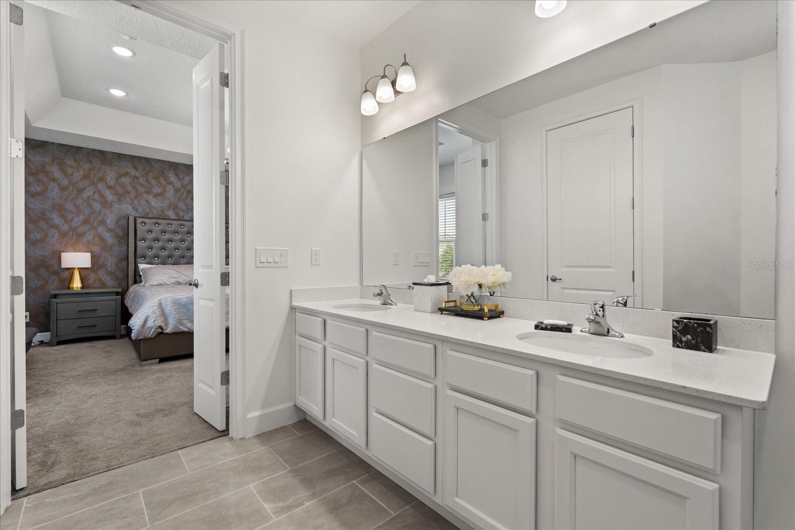 Image 22 of 53 For 1432 Reunion Boulevard