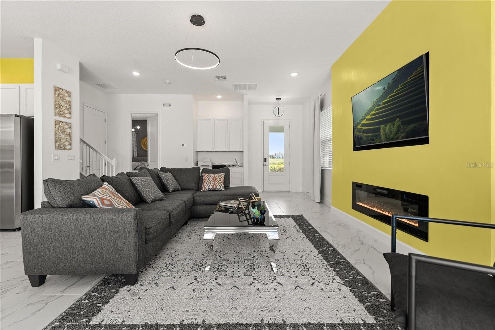 Image 7 of 53 For 1432 Reunion Boulevard