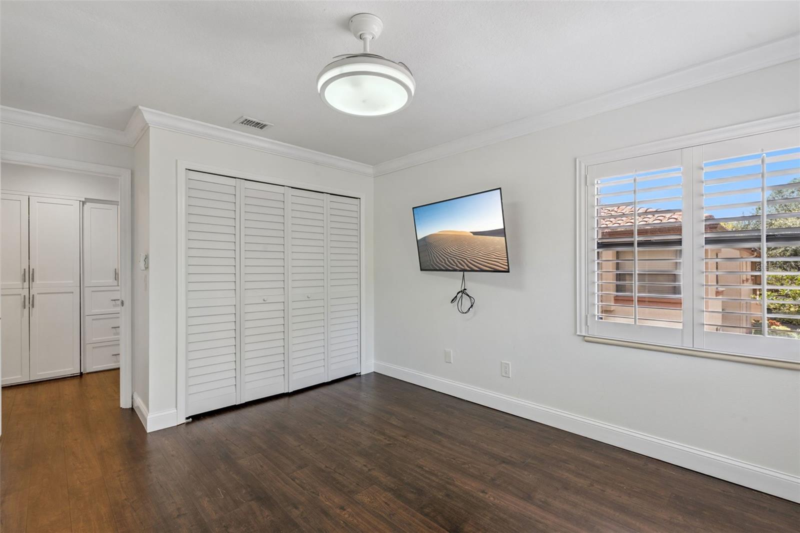 Image 13 of 47 For 1254 Lake Willisara Circle 24