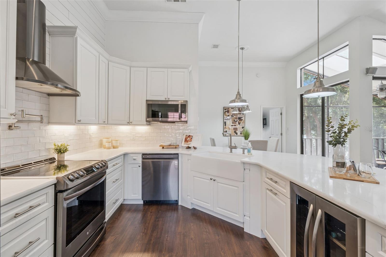 Image 18 of 47 For 1254 Lake Willisara Circle 24