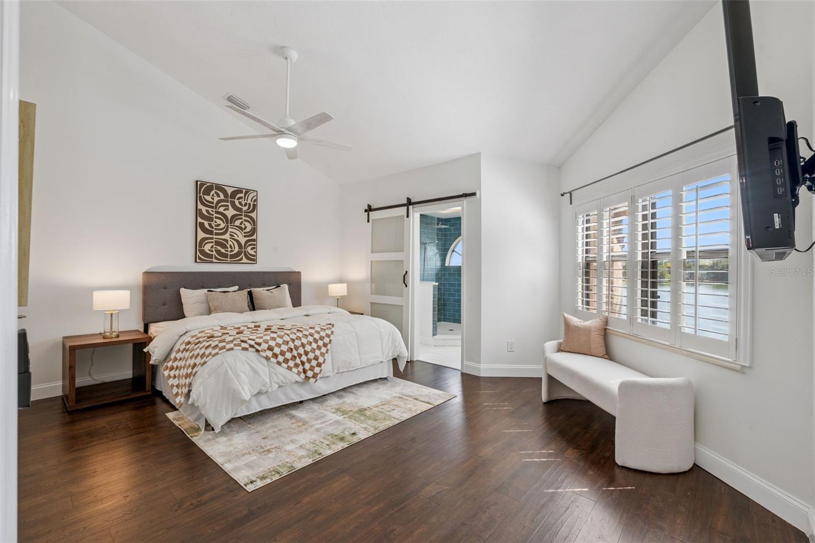 Image 3 of 47 For 1254 Lake Willisara Circle 24