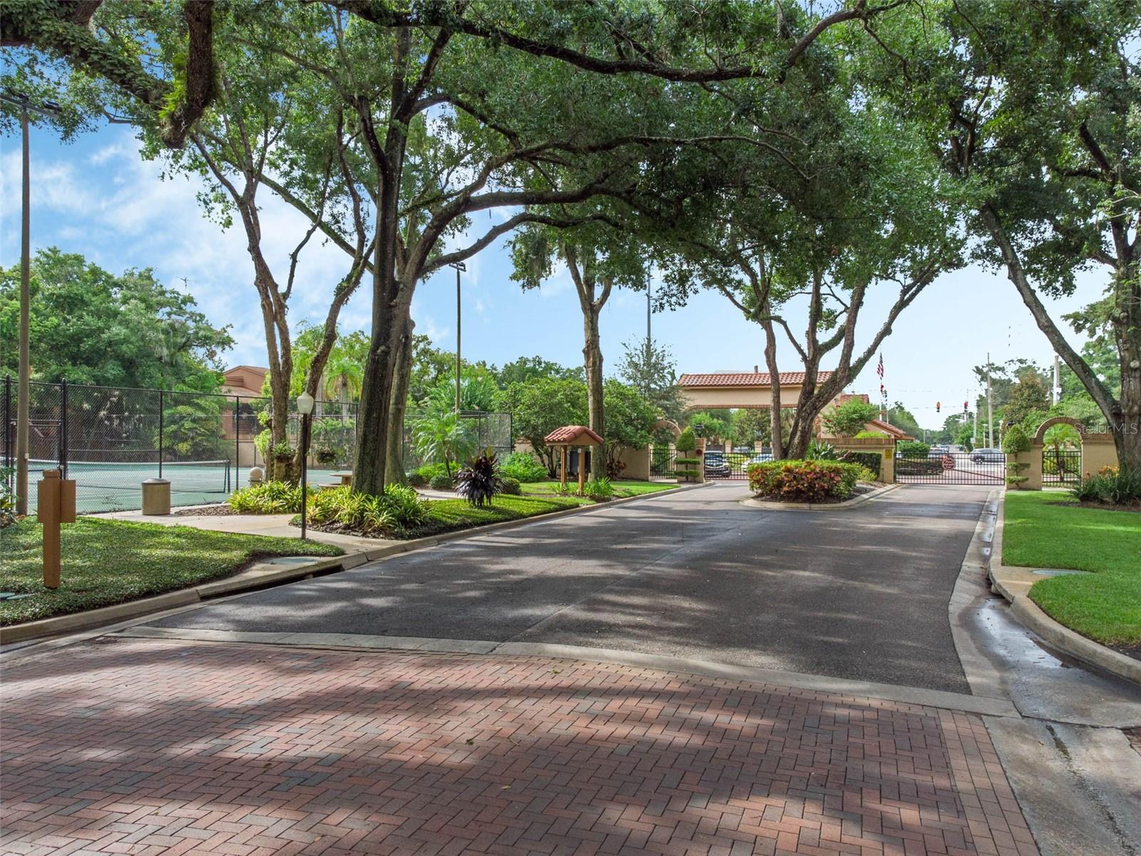 Image 31 of 47 For 1254 Lake Willisara Circle 24