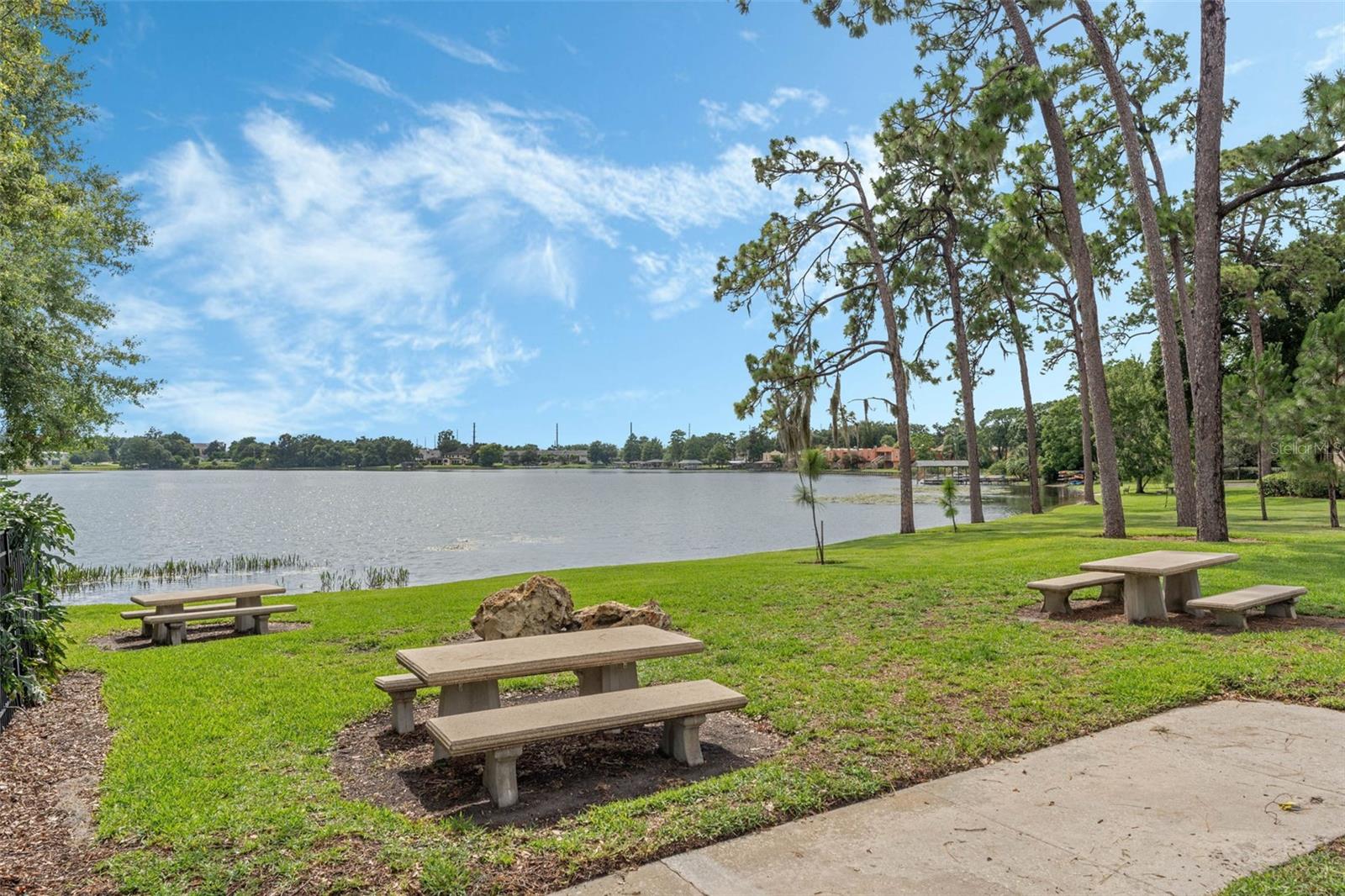 Image 36 of 47 For 1254 Lake Willisara Circle 24