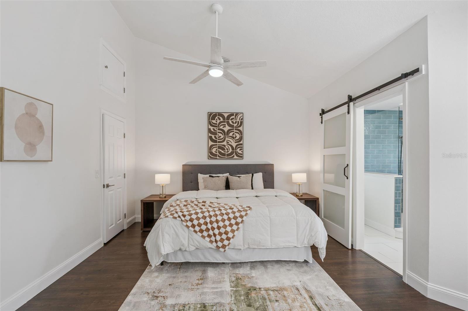 Image 4 of 47 For 1254 Lake Willisara Circle 24