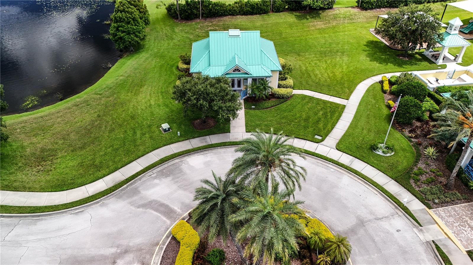 Image 40 of 51 For 205 Star Shell Drive