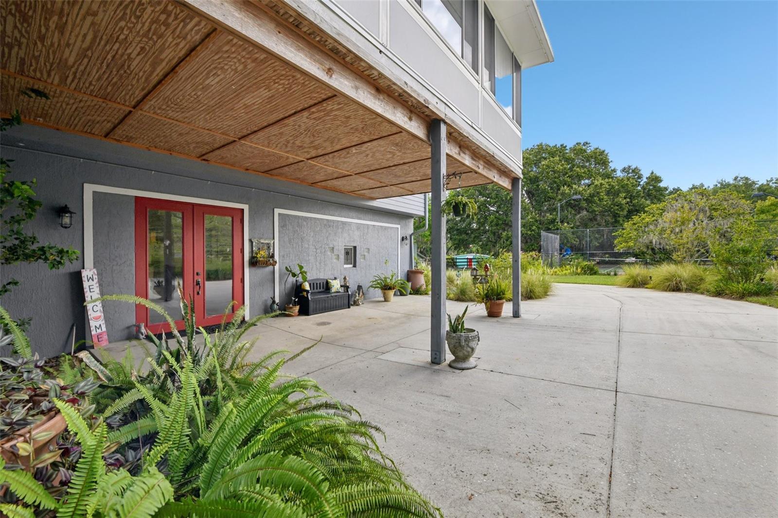 Image 14 of 80 For 18249 Rose Street