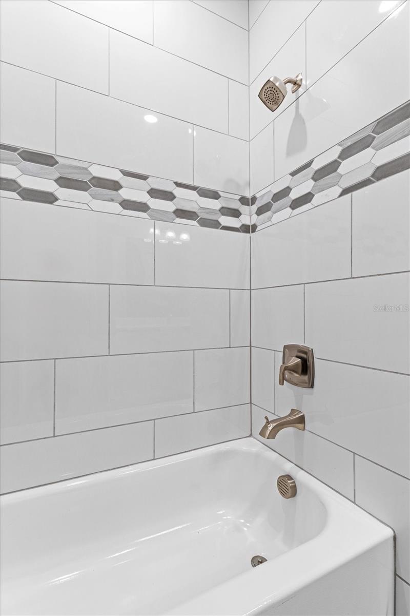 Image 13 of 43 For 7689 129th Place