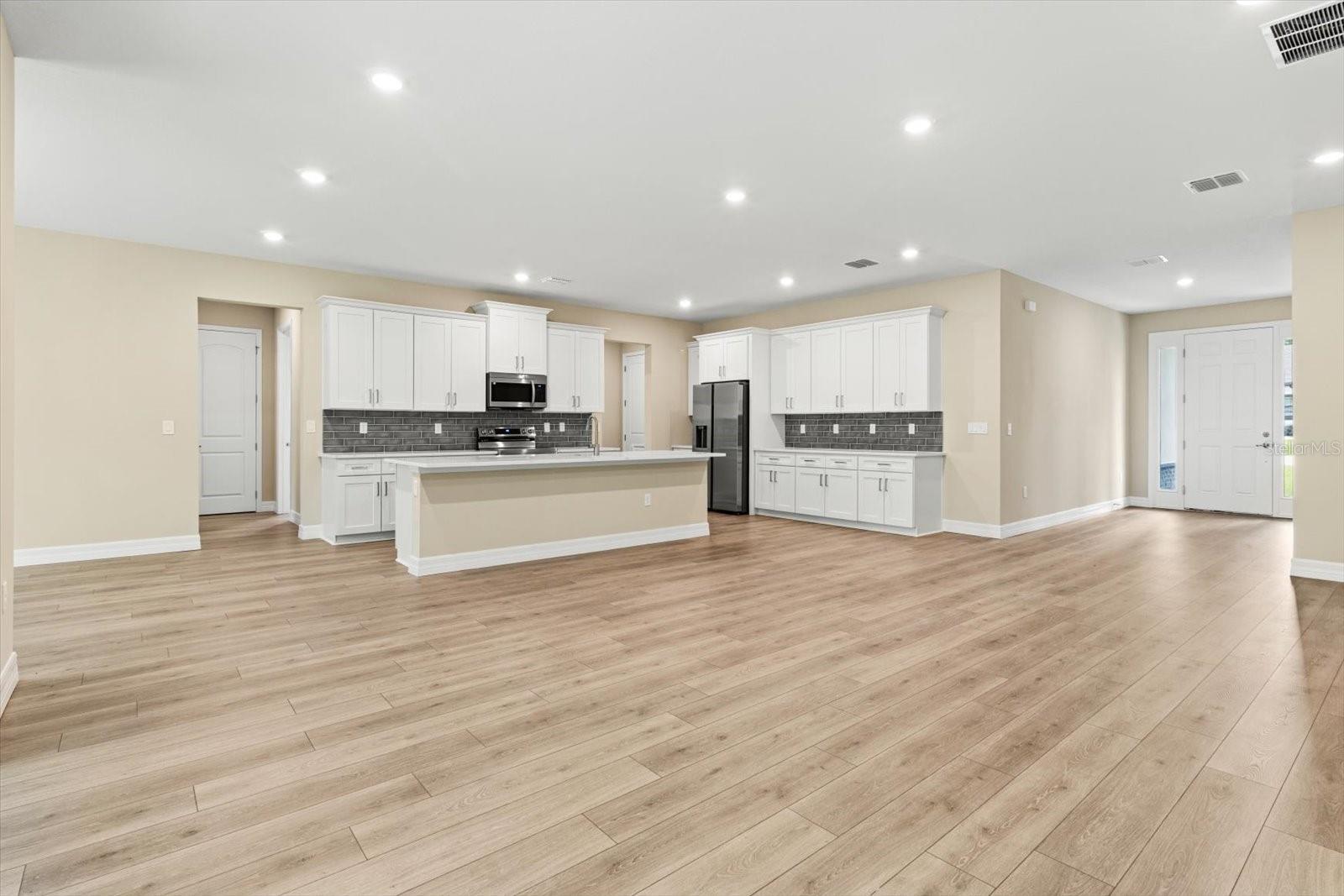 Image 16 of 43 For 7689 129th Place