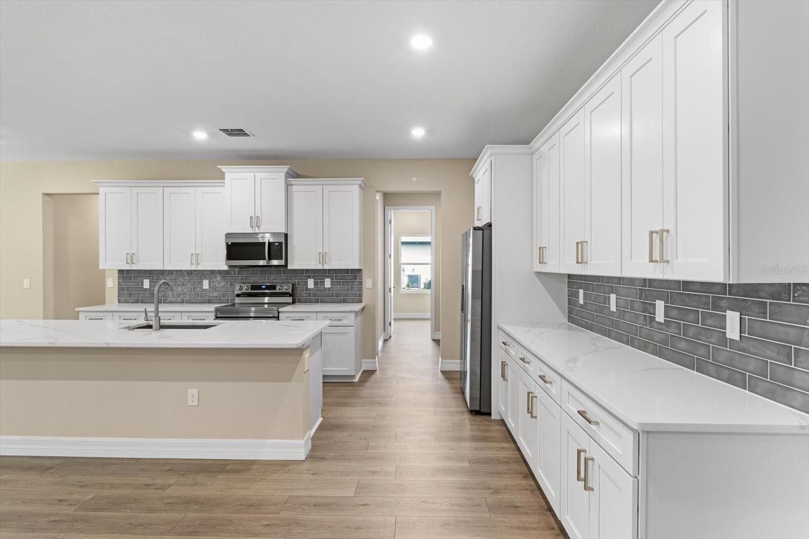 Image 23 of 43 For 7689 129th Place