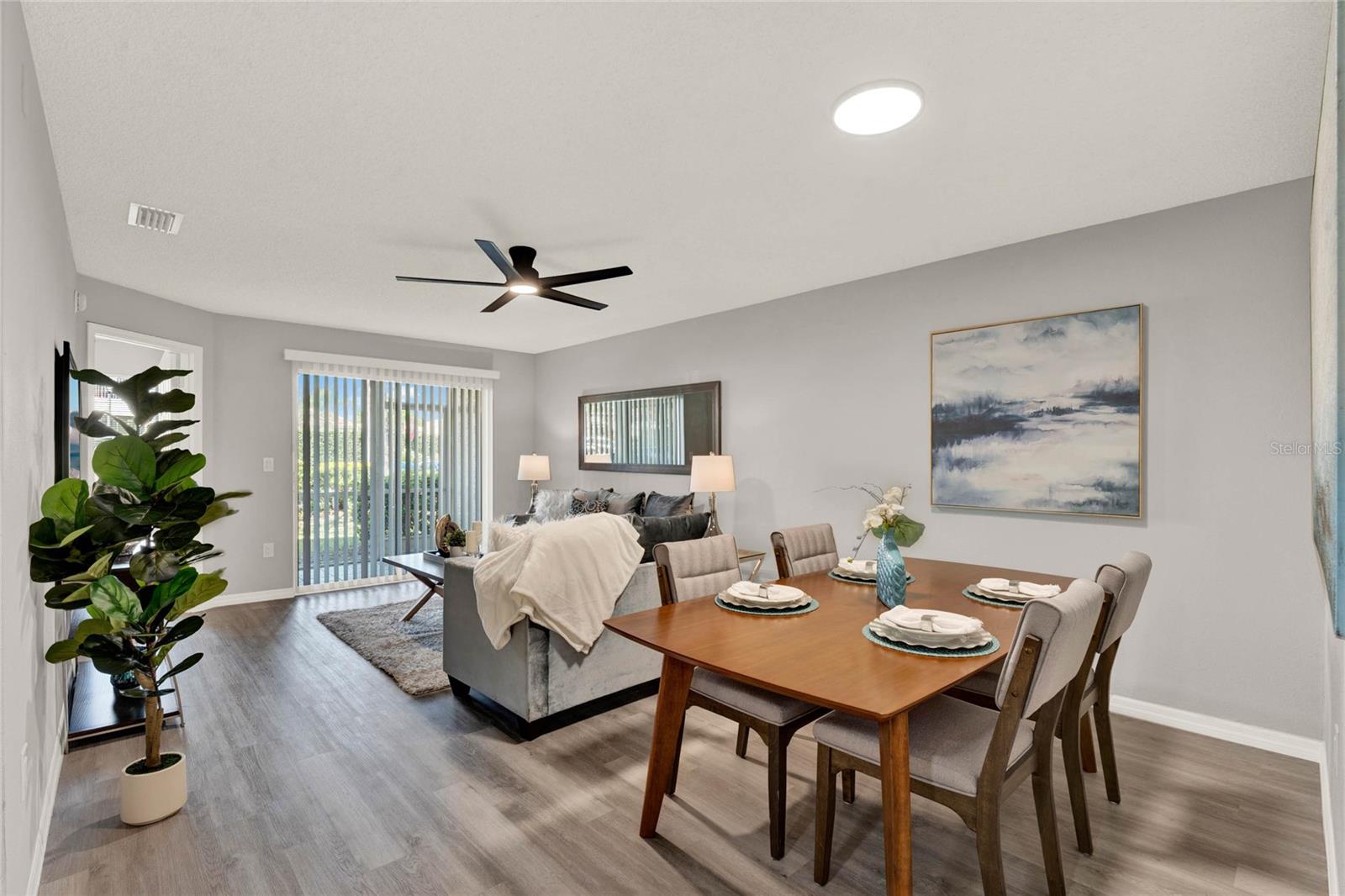 Image 4 of 26 For 3206 Sabal Palms Court A