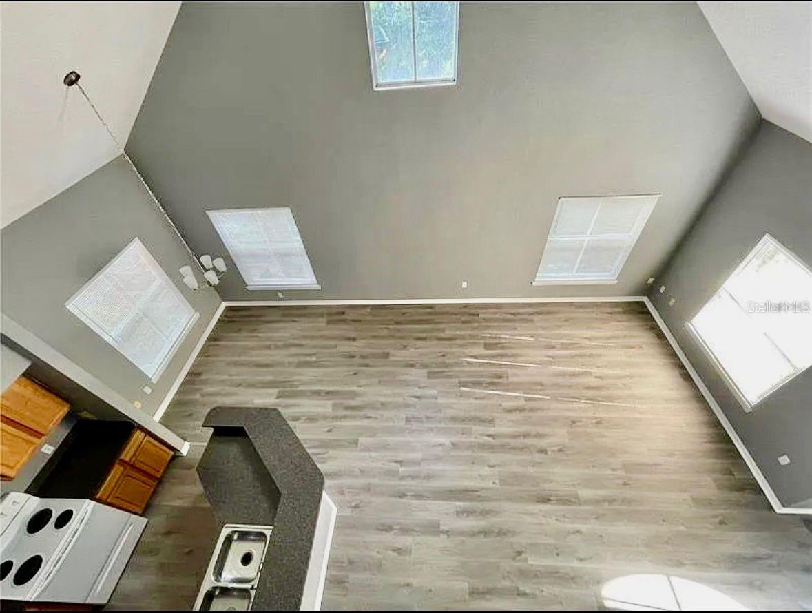 Image 13 of 30 For 6071 Westgate Dr Westgate Dr  321