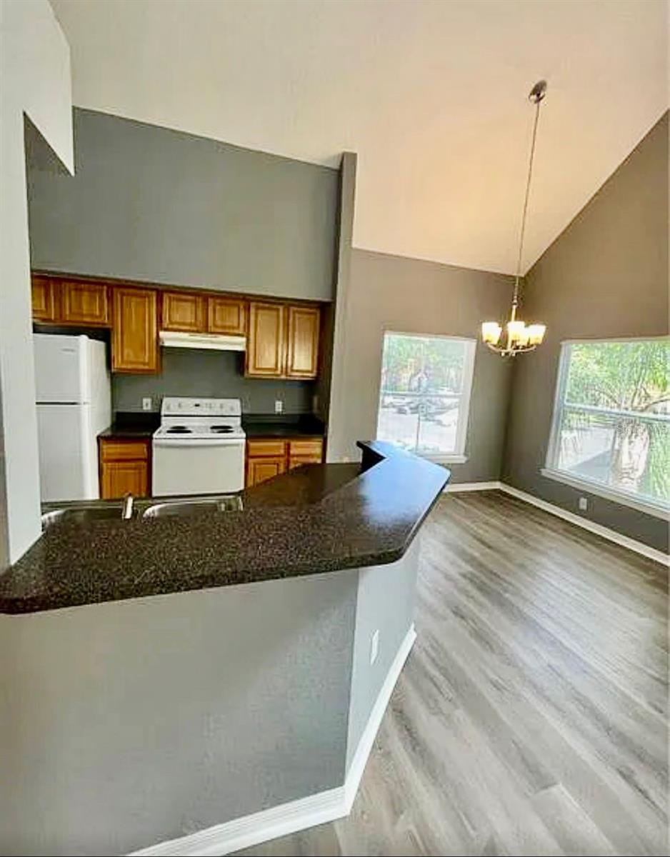 Image 15 of 30 For 6071 Westgate Dr Westgate Dr  321