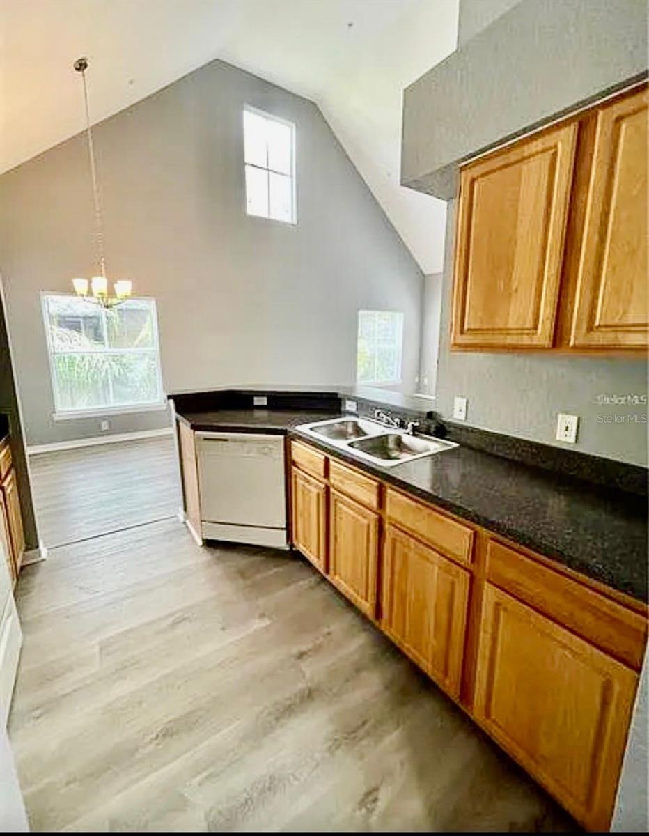 Image 16 of 30 For 6071 Westgate Dr Westgate Dr  321