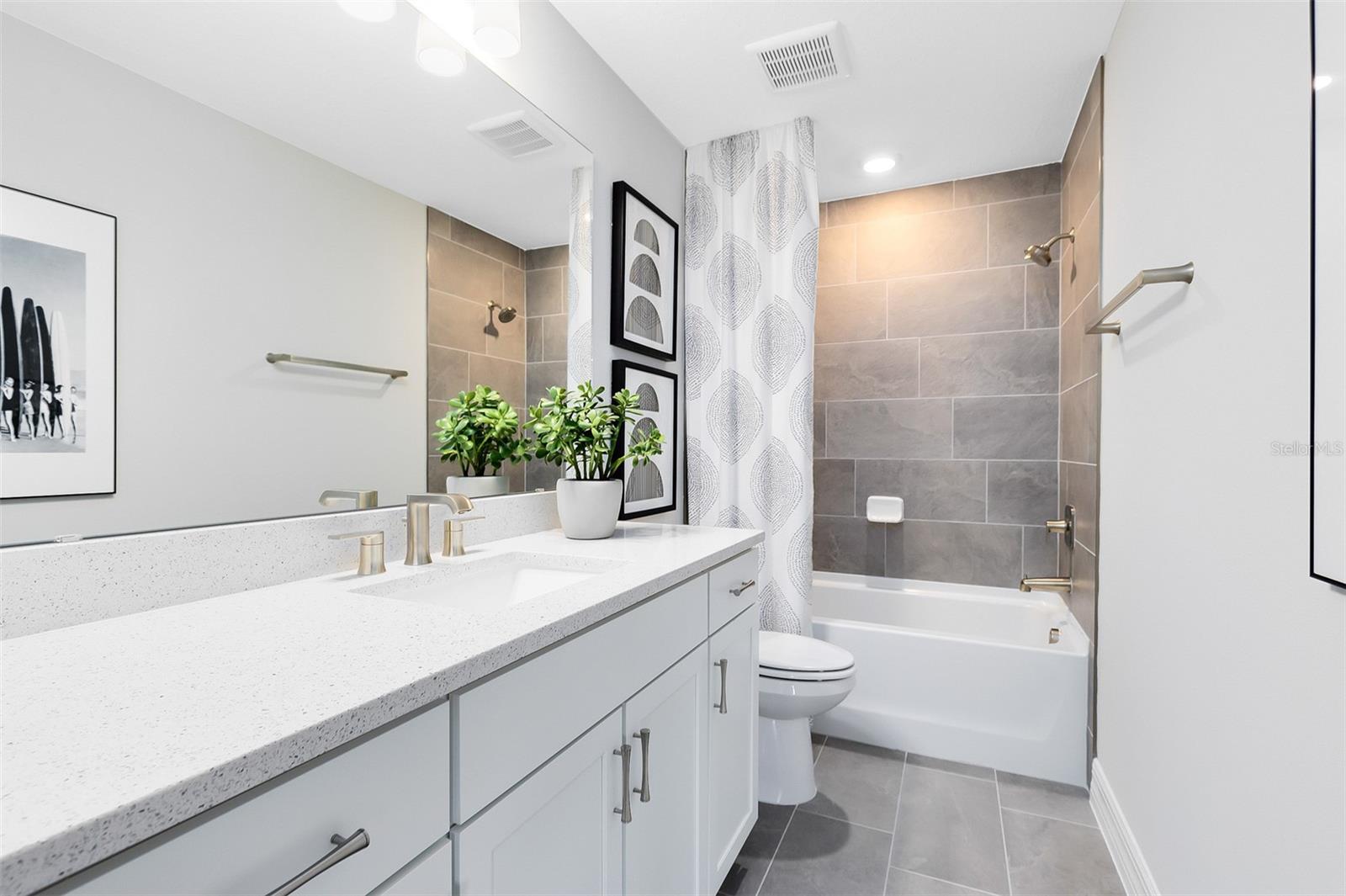 Image 24 of 26 For 2213 Mossy Vine Avenue