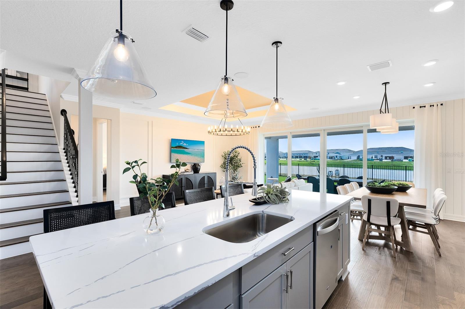 Image 7 of 26 For 2213 Mossy Vine Avenue