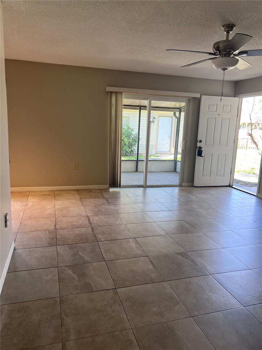 Image 12 of 26 For 1023 Spring Meadow Drive 1023