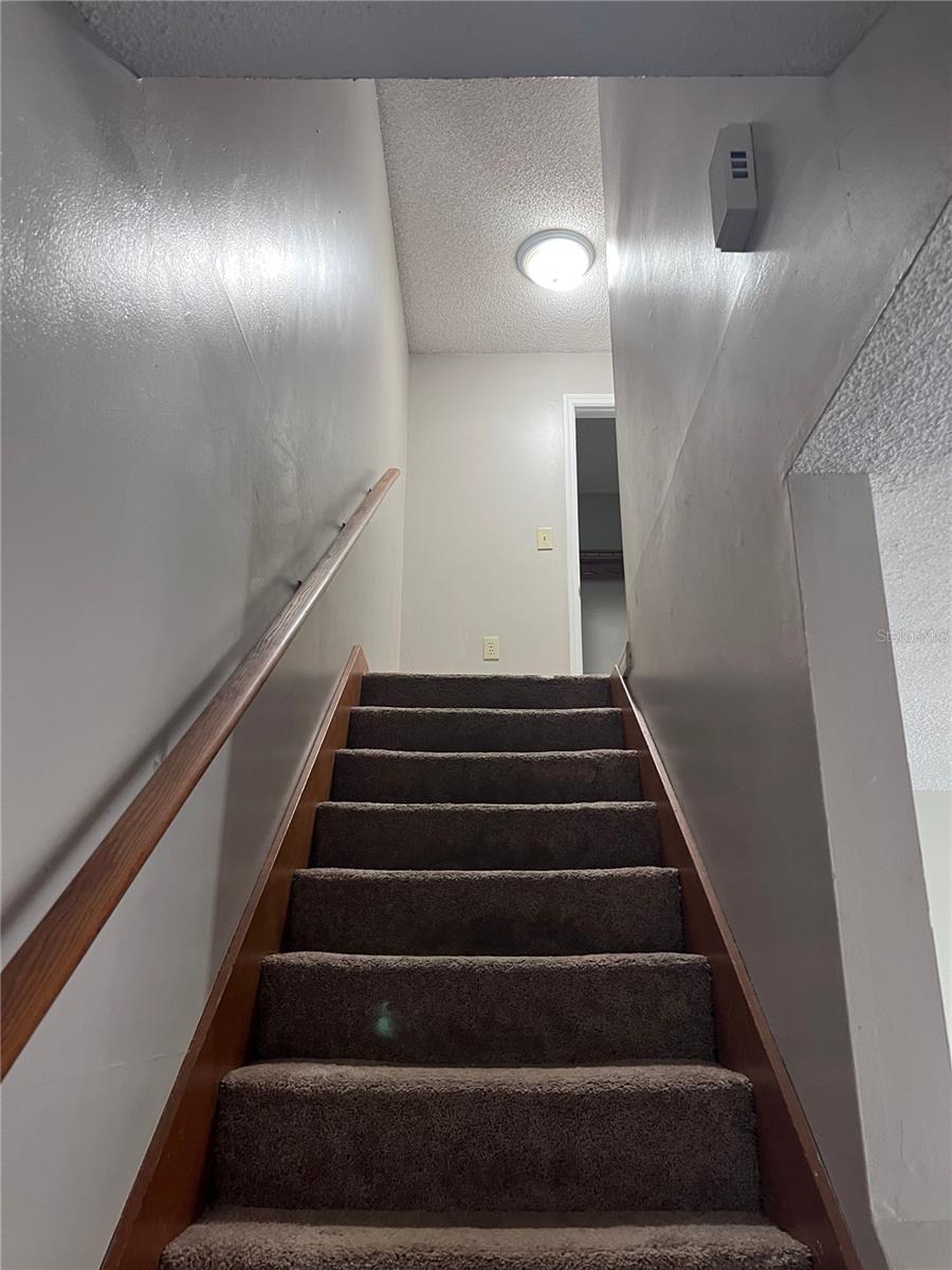Image 19 of 26 For 1023 Spring Meadow Drive 1023