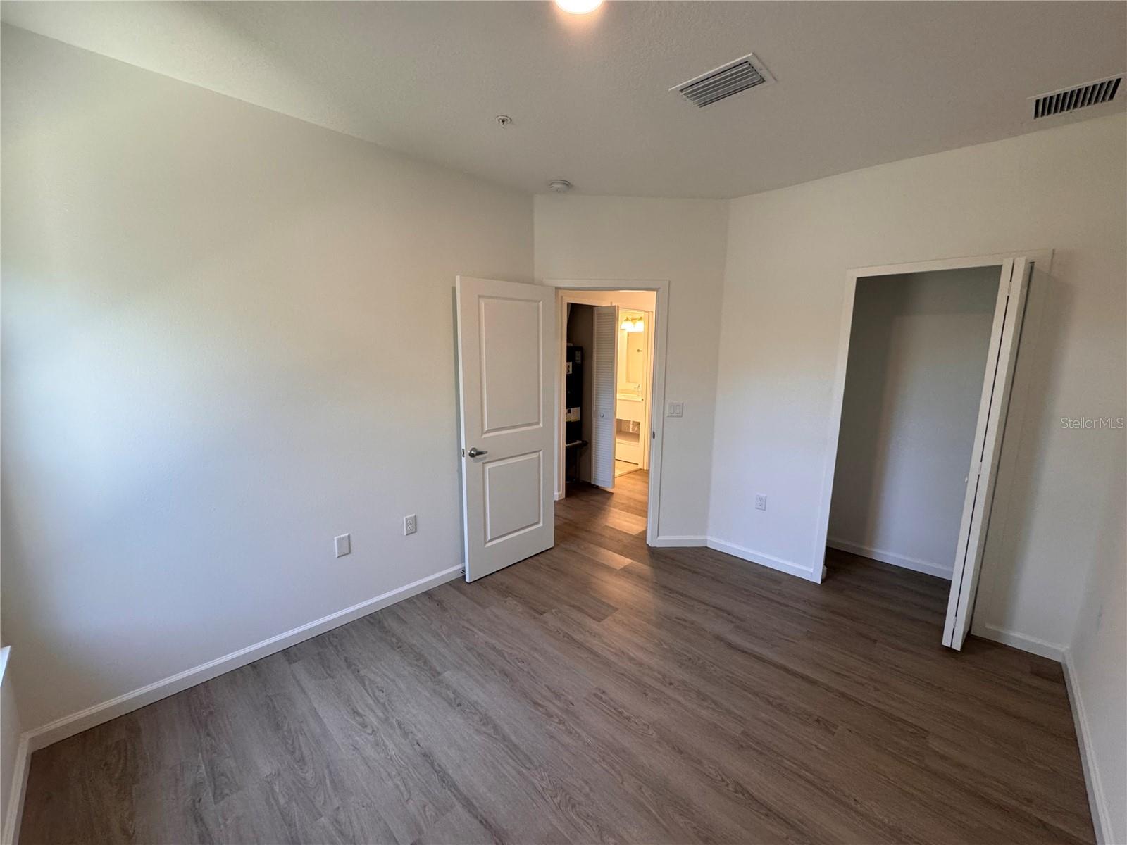 Image 25 of 28 For 1209 Southstation Place 303