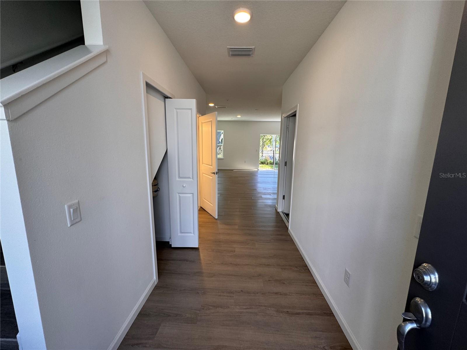 Image 9 of 28 For 1209 Southstation Place 303