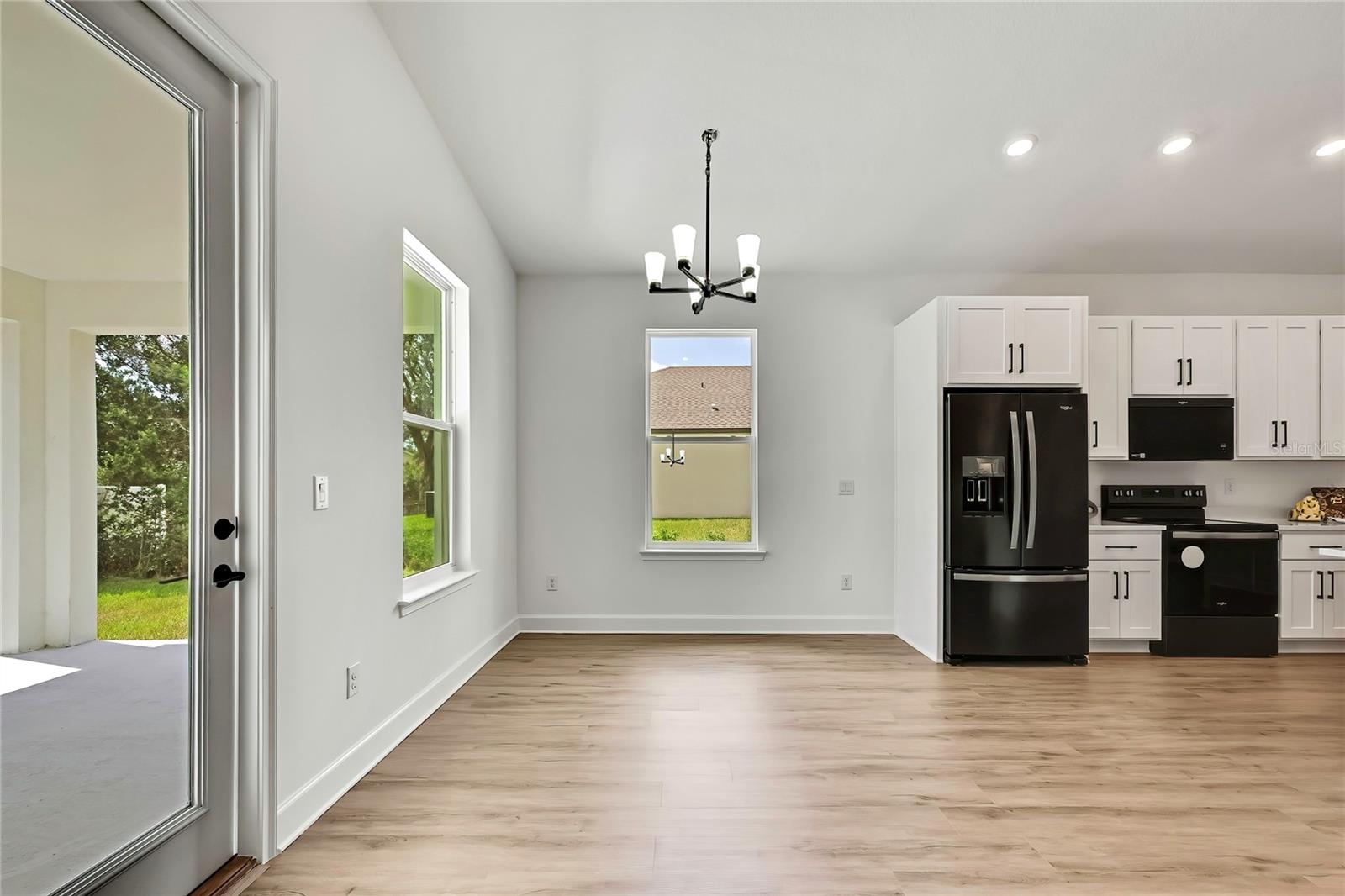 Image 14 of 57 For 6589 Freeport Drive