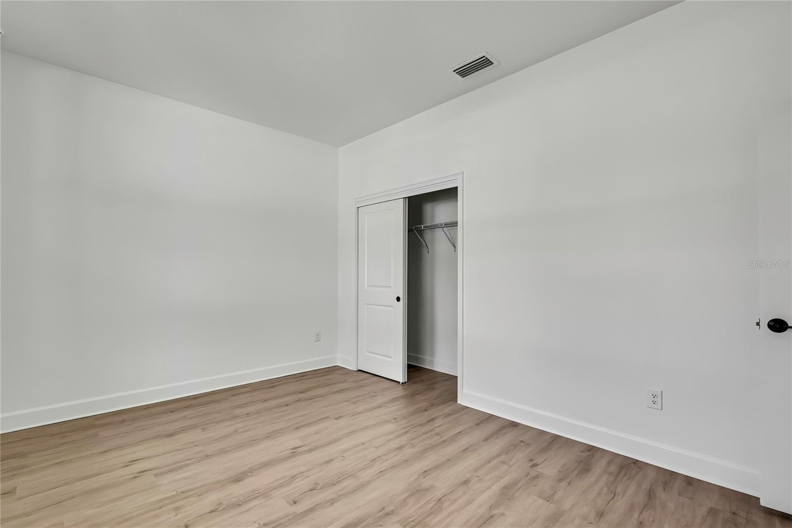 Image 16 of 57 For 6589 Freeport Drive