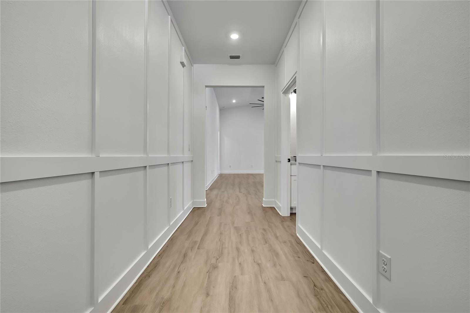 Image 3 of 57 For 6589 Freeport Drive