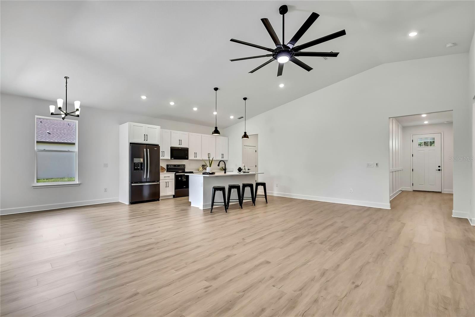 Image 6 of 57 For 6589 Freeport Drive