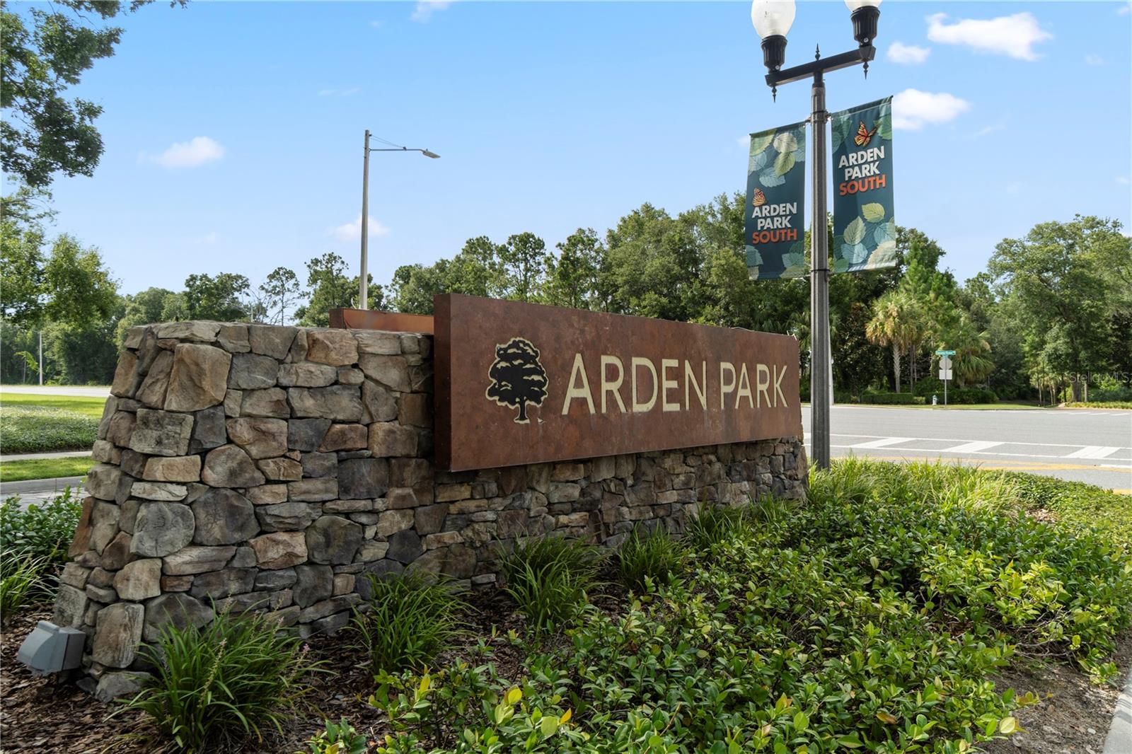 Image 47 of 56 For 1830 Arden Oaks Drive