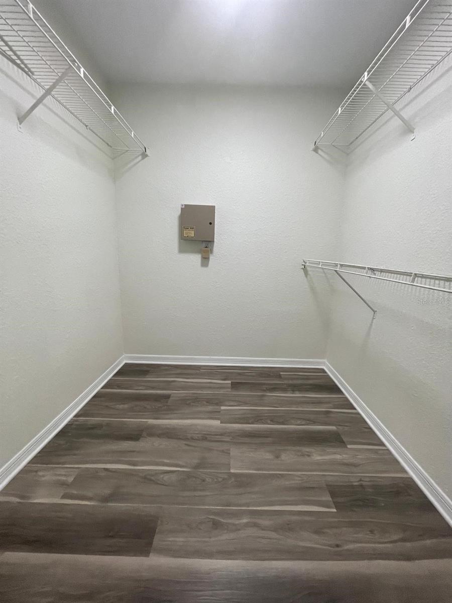Image 14 of 21 For 7606 Pissarro Drive 14102