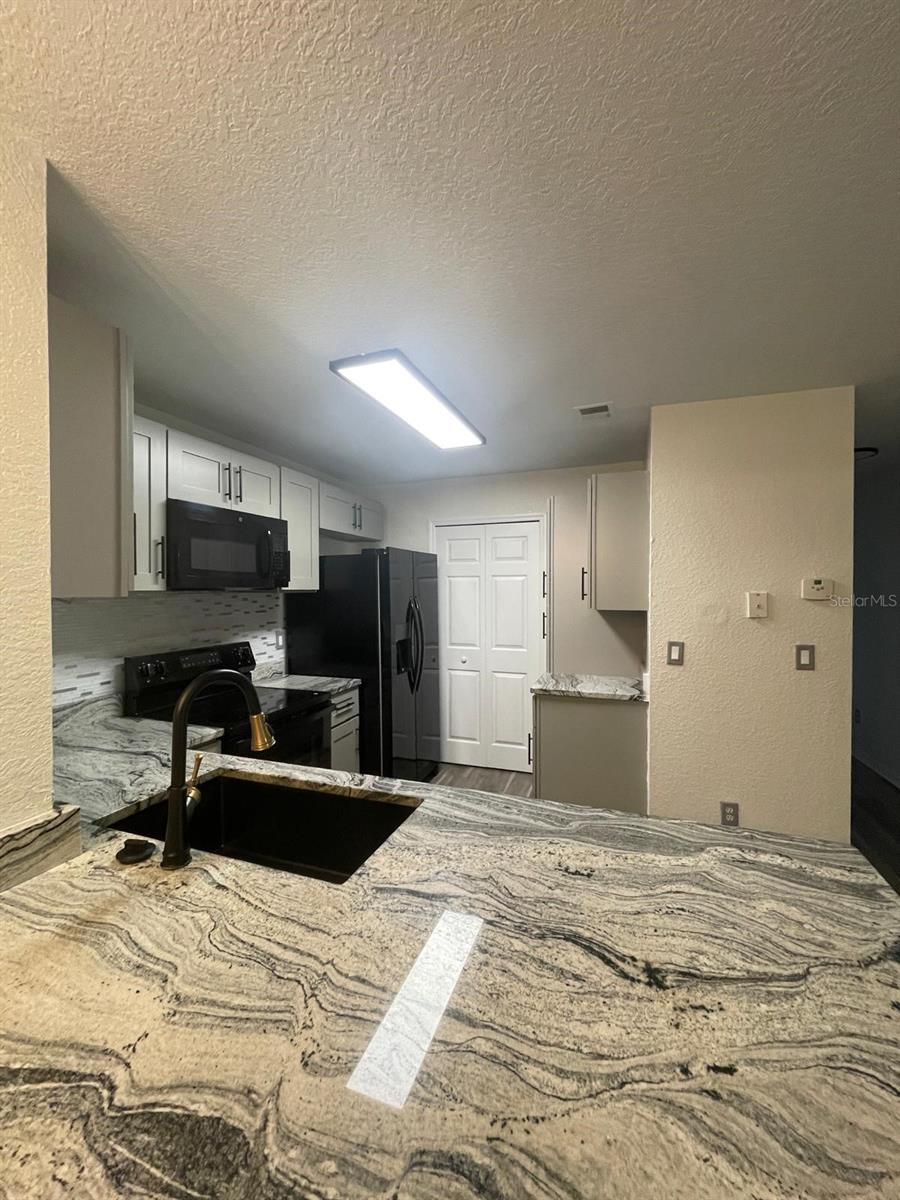 Image 4 of 21 For 7606 Pissarro Drive 14102
