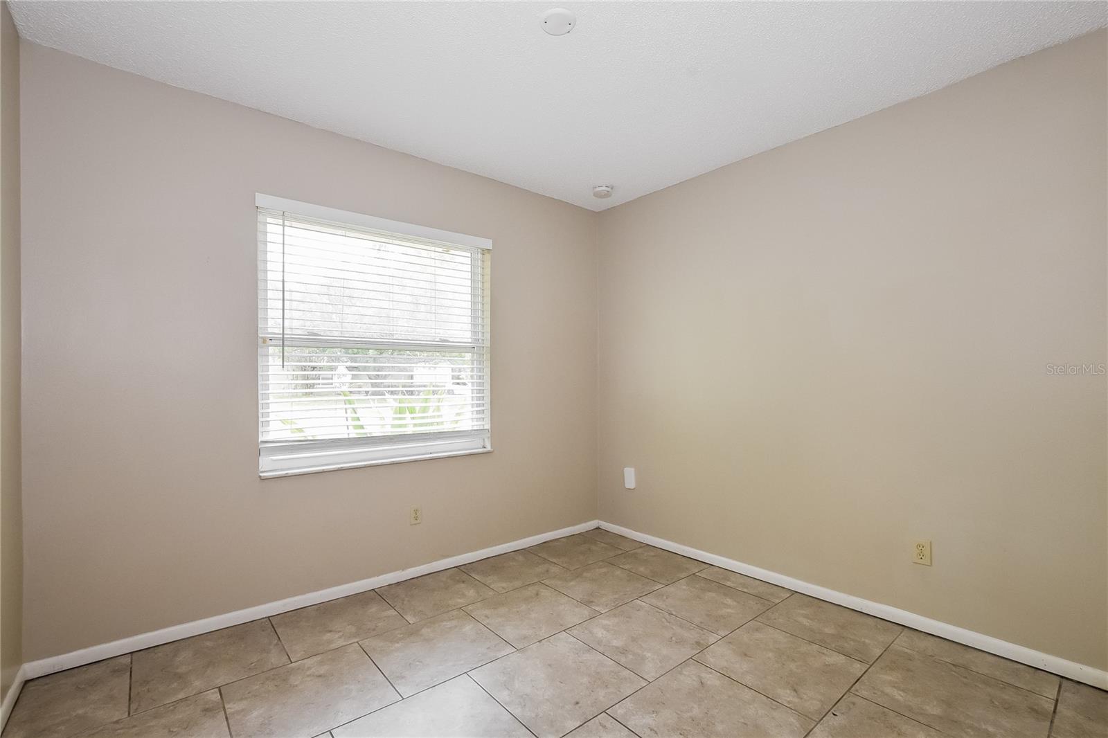 Image 11 of 16 For 574 Sundown Court